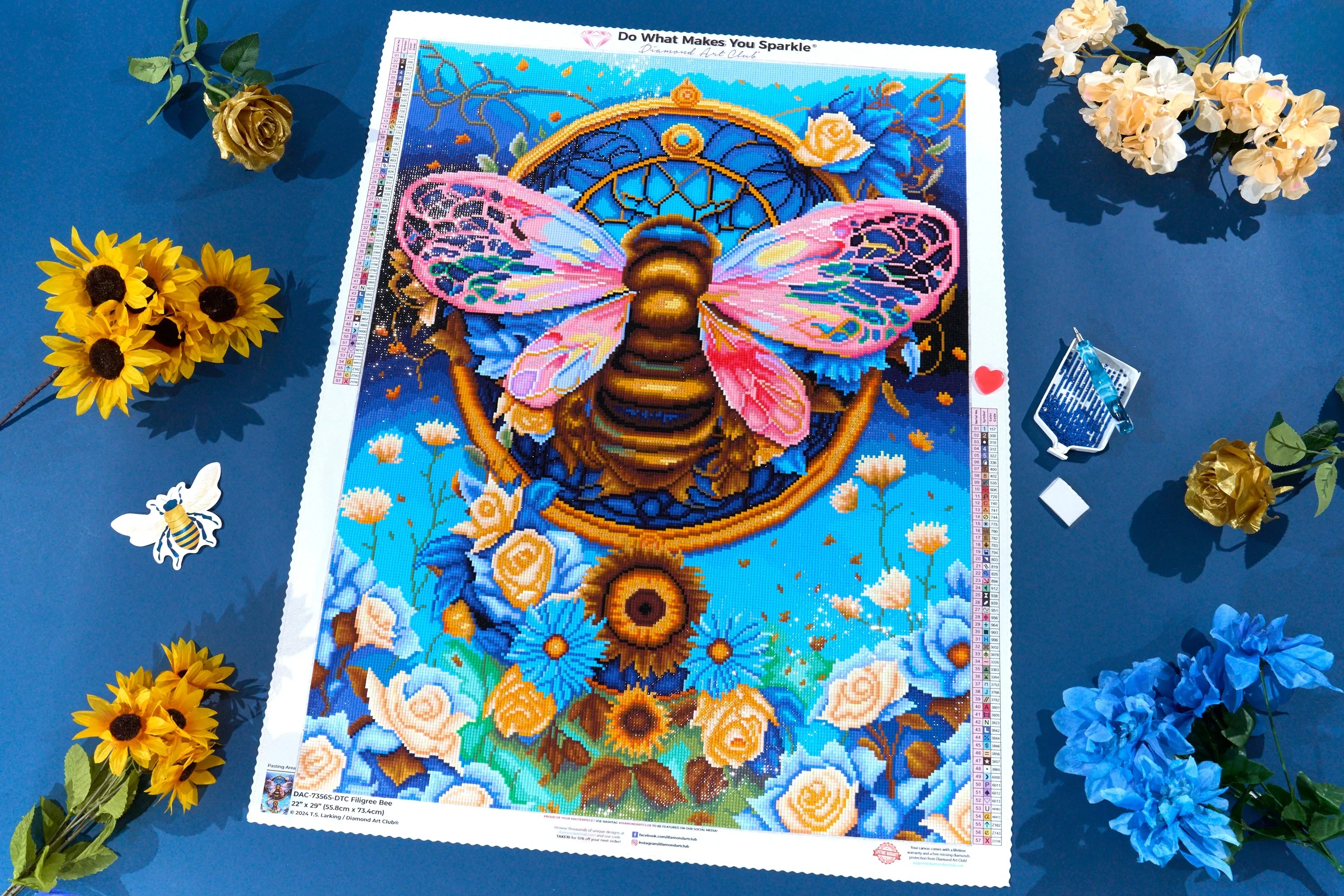 1127-filigree-bee-1.webp