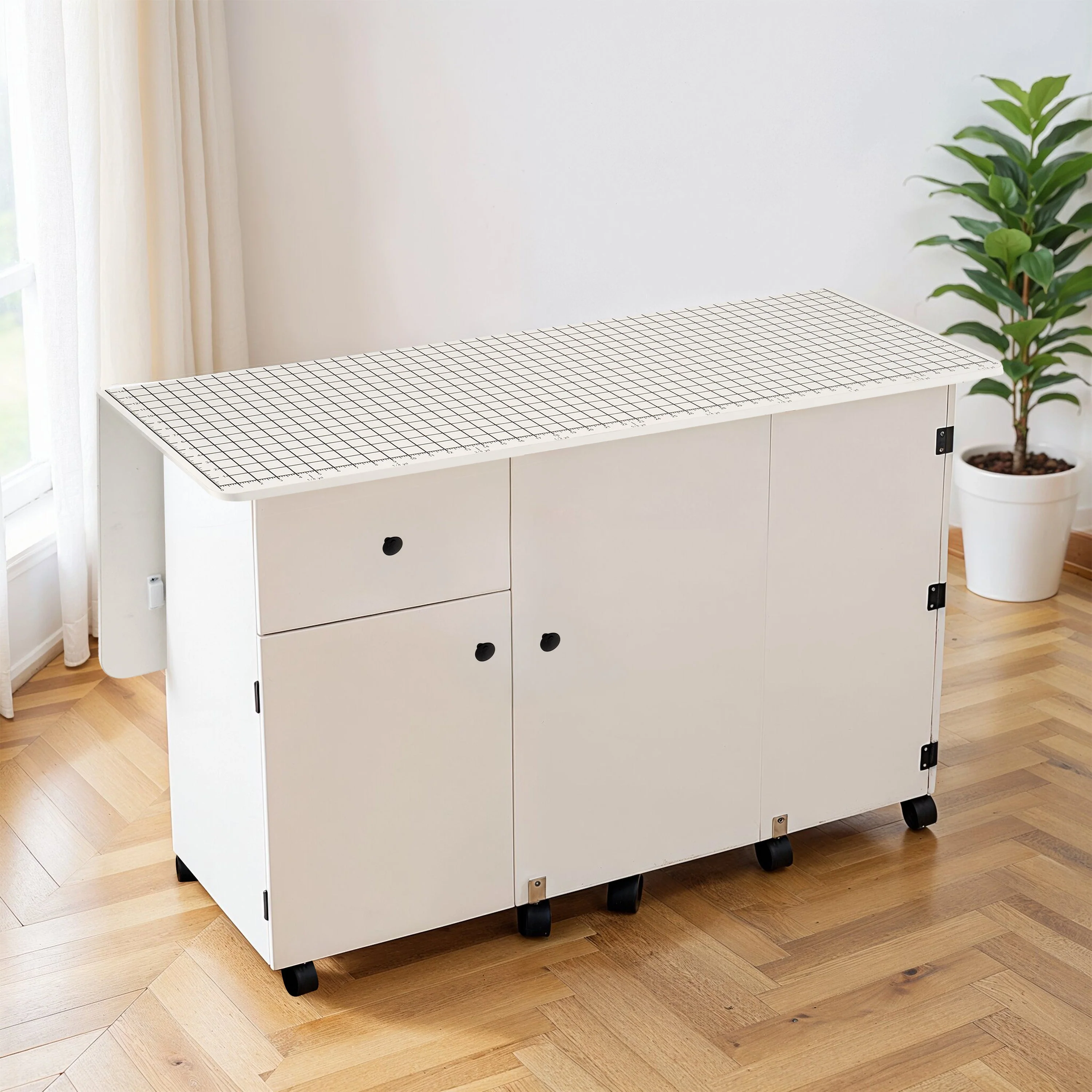 2607-quilter-s-table-1.webp