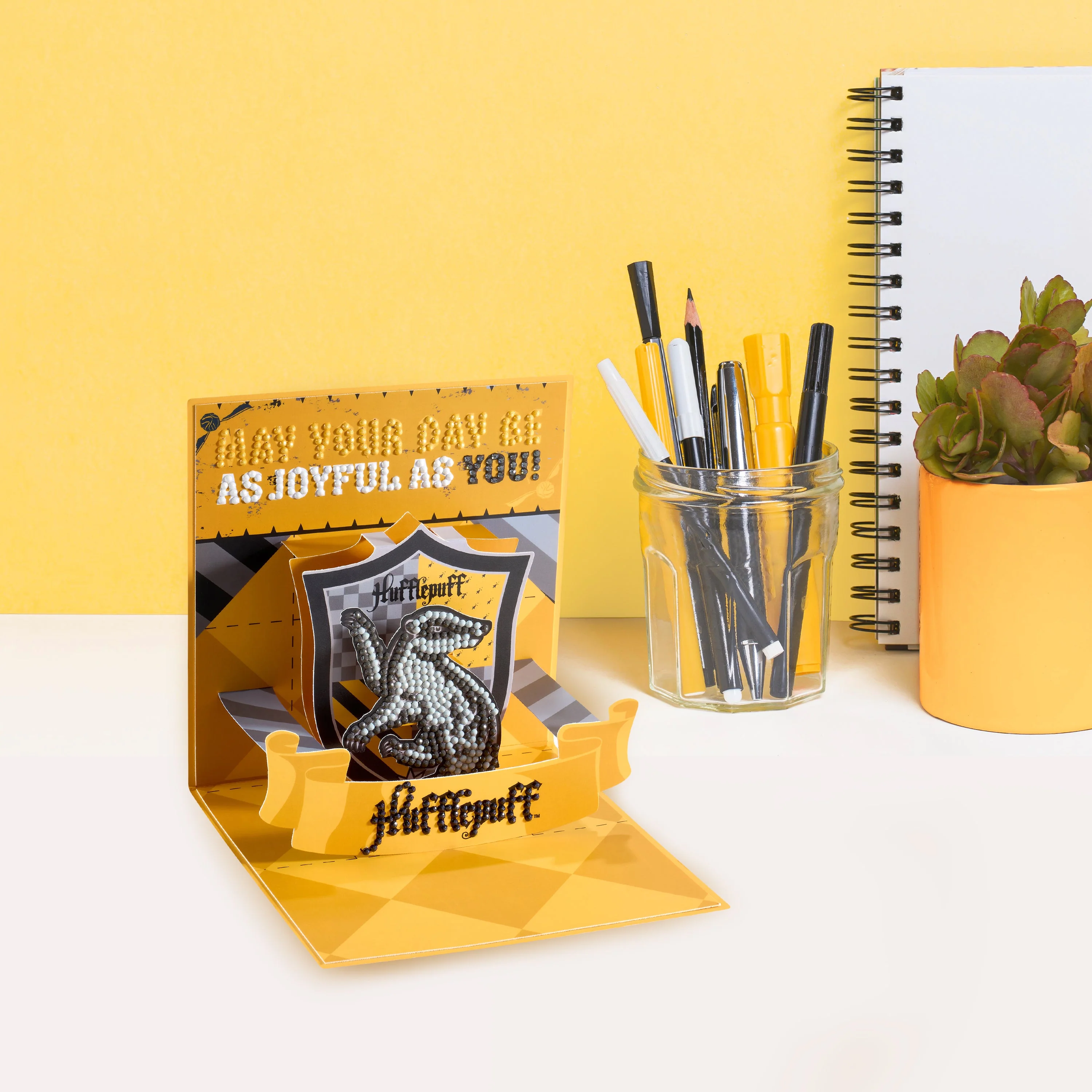 Diamond Popâ¢ Card - Hufflepuffâ¢